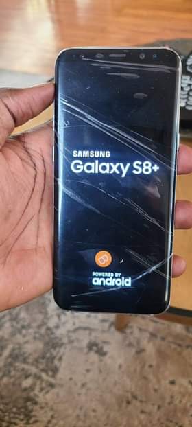 A picture of Samsung galaxy S8 plus