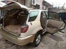 A picture of LEXUS RX 300 02 NEATLY USED AT AGEGE BUY AND