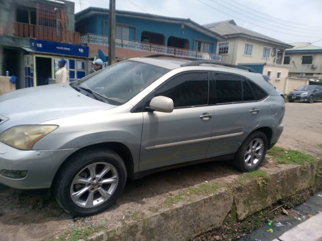 A picture of Lexus RX 350 2008 6m Sharp deal First body Sound
