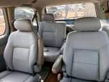 A picture of TOYOTA SIENNA 2001