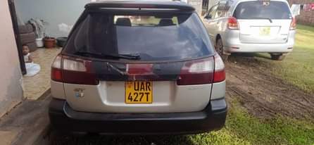 A picture of Subaru legacy 2000cc