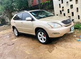 A picture of Super Clean and Sharp registered Lexus RX 350 2008 First