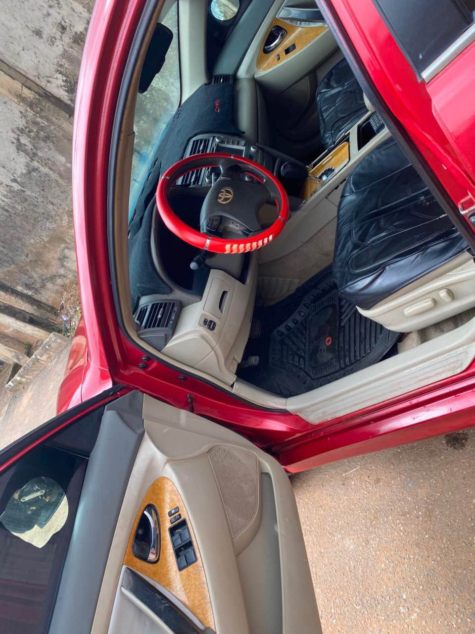 A picture of 2008 Toyota camry XLE with V6 and Thumbstart going for