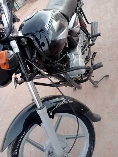 A picture of BOXER HD 125 KALI SANA PKPK NI MPYA FULL DOCUMENTS