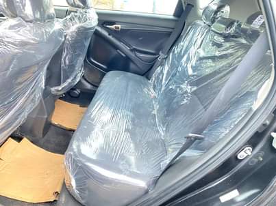 A picture of 2009 Pontiac Vibe 2009 5H
