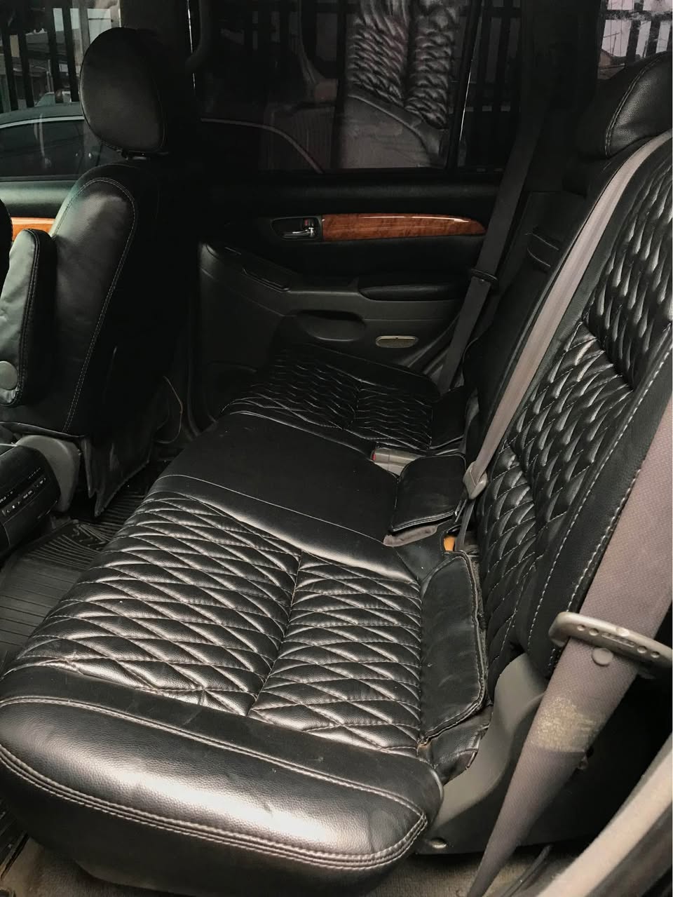 A picture of Neat Toyota Prado 2022 Upgraded
