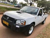 used nissan np300