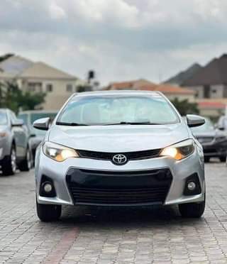A picture of 2015 Toyota Camry