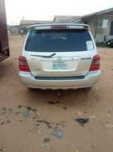 A picture of Toyota Highlander Perfectly Working Engine Gear and AC with complete