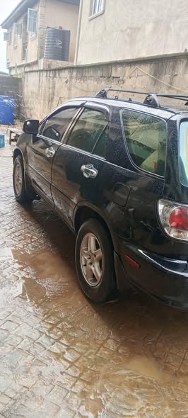 A picture of Lexus Rx