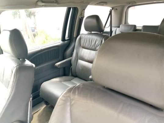 A picture of Honda Odyssey 05