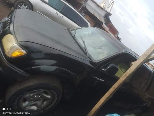 A picture of Toyota Tacoma 2003 Model
