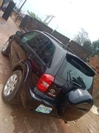 A picture of URGENT SALE Clean Reg 06 Toyota RAV4 fabrics seat 4