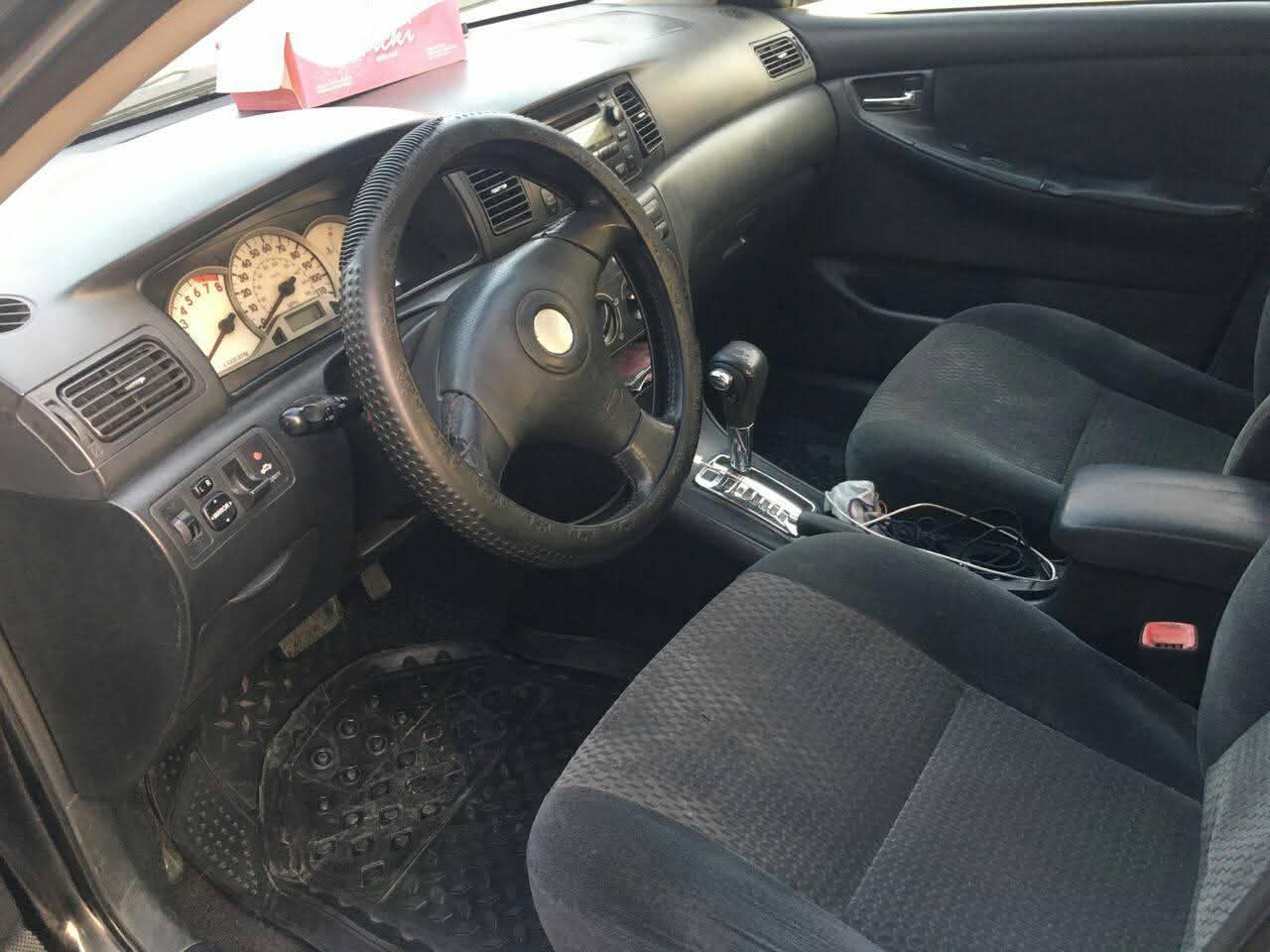 A picture of toyota corolla 2006