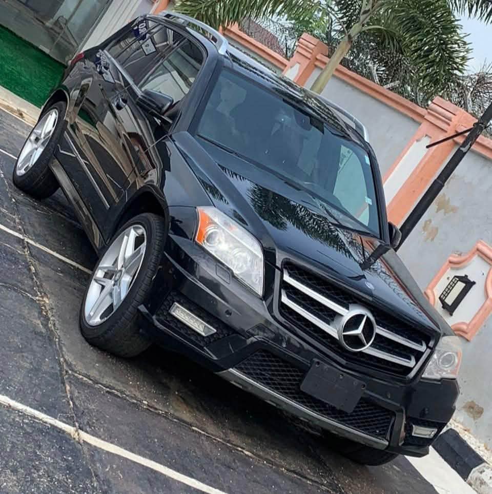 A picture of 2012 Mercedes Benz glk