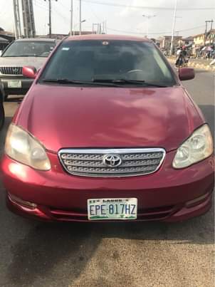A picture of TOYOTA COROLLA SPORT 04 090 384 996 01