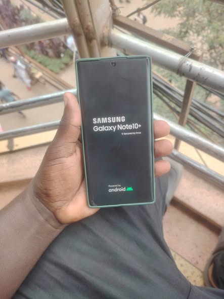 A picture of Samsung note 10