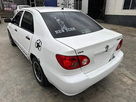 A picture of Toyota Corolla 2005 model