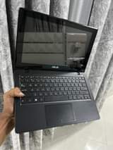 A picture of Asus laptop