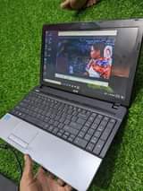 A picture of Laptop Bei rahis Sana kuanzia Tsh 140 000