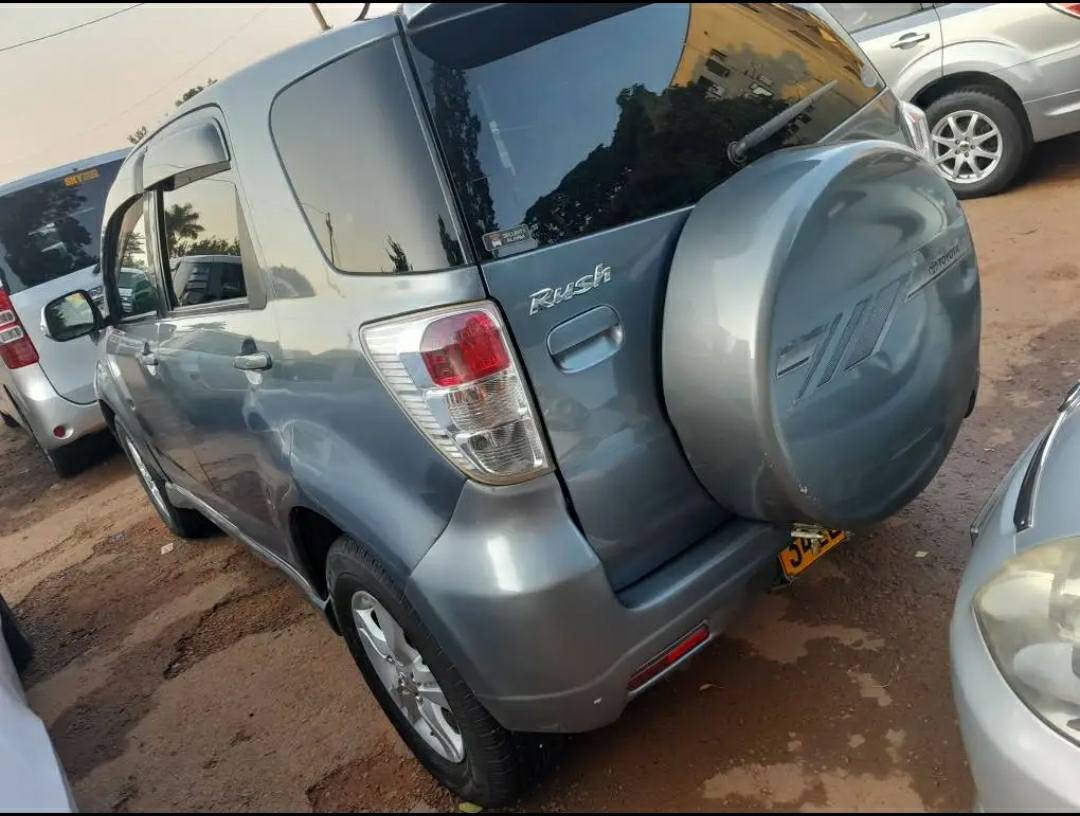 A picture of Toyota Rush