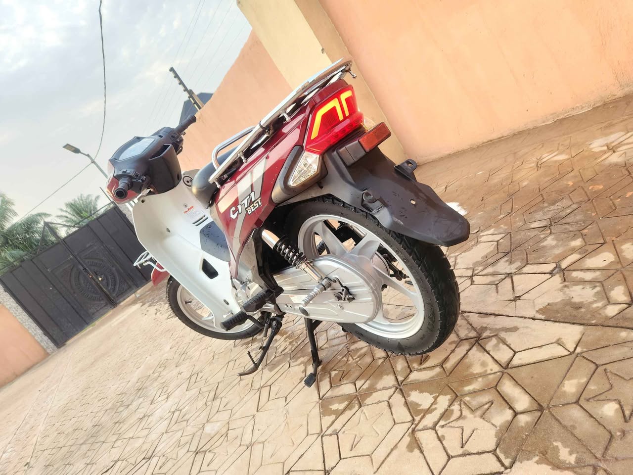 A picture of CITI Best Motorcycle Like New Price 1 500 000 Location