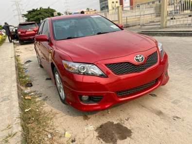A picture of 2010 model Toyota Camry muscle sports edition New entry and