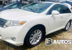 A picture of KB AUTOs Sharp first body and user Toyota Venza full