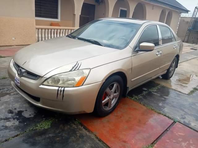 A picture of Honda Accord 2005 Model