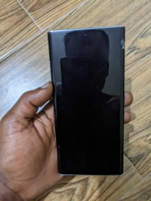 A picture of SAMSUNG GALAXY NOTE 10 PLUS 5G