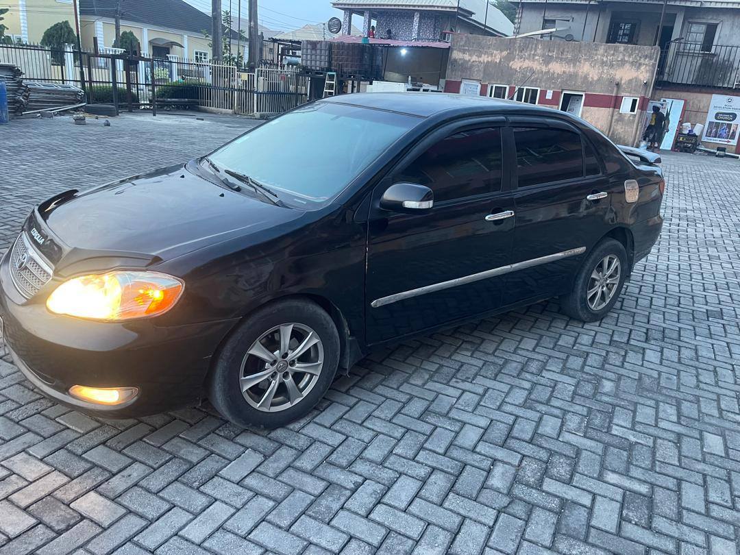 A picture of Awoof deal2006 Toyota Corolla First body pan Engine Tappingand Gear