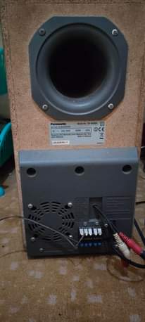 A picture of Panasonic active subwoofer