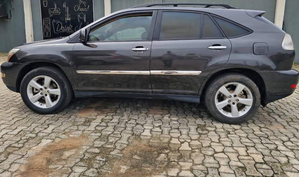 A picture of Awooo Awooo Owner need cash today Engine gear a c