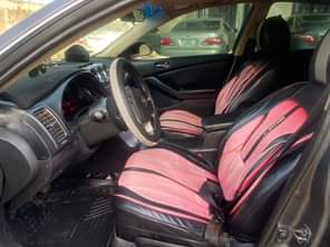 A picture of 4plugs Nissan Altima 2009 model Very clean Engine Gear Ac