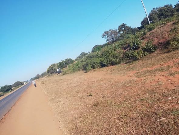 A picture of PLOT FOR SALE SIZE 1 2 ACRES 265989849411