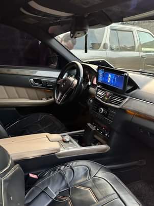 A picture of SMARTAUTOS BELGIUM GRADE E350 Mercedes 2015 model Engine very good