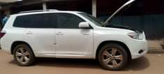 A picture of 2011 Toyota Highlander not upto ya year used Accident free