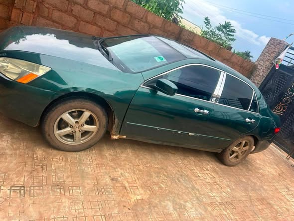 A picture of 2005 Honda accord