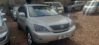 A picture of Toyota Harrier