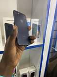 A picture of IPhone 7 32gbs