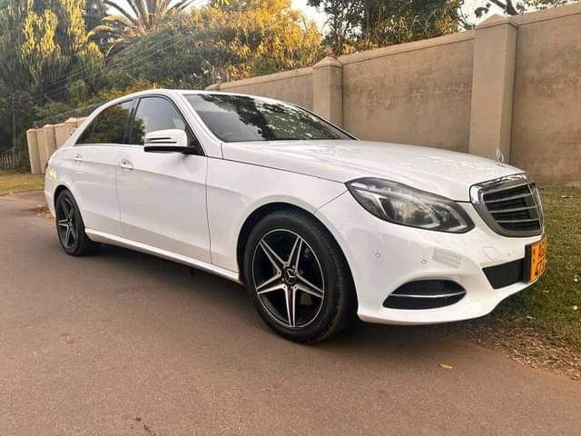 classifieds/cars mercedes