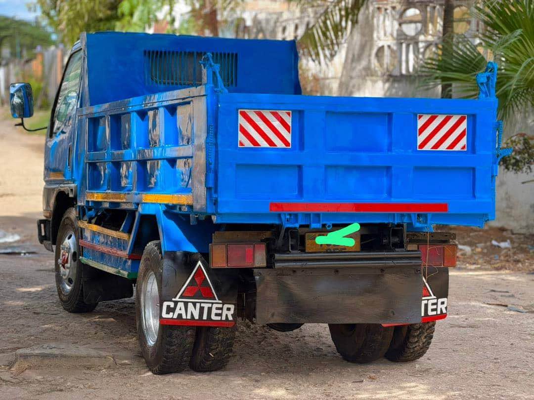 A picture of Canter Tipper 0714058883