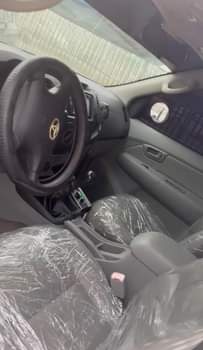 A picture of Less than 8 months used Toyota hilux 2014 model available