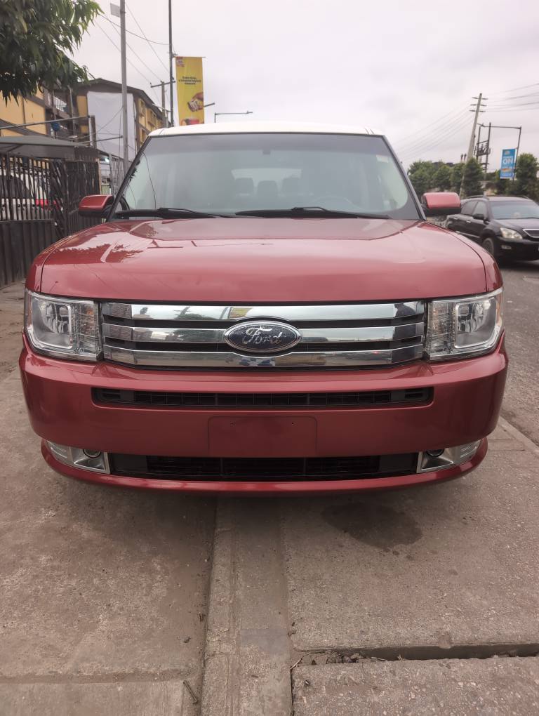 A picture of FORD Flex 2010 foreign used
