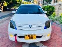 A picture of TOYOTA IST