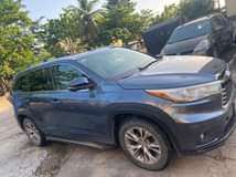 A picture of Awooof deal Toyota Highlander XLE 2015 Engine and gearbox untouched