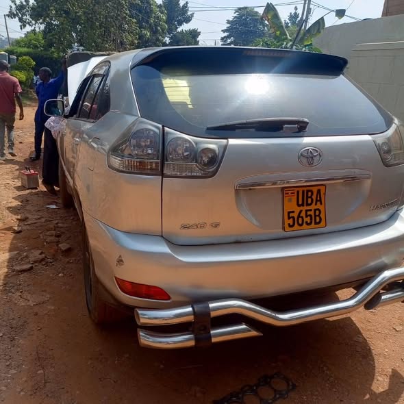 A picture of Toyota harrier