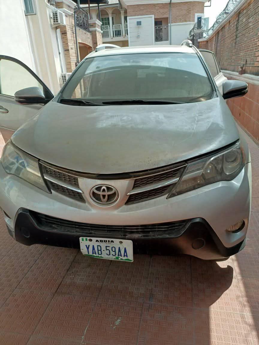 A picture of 2013 Toyota rav4