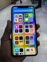 A picture of Iphone 11