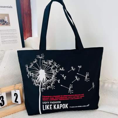 A picture of Tote bags
